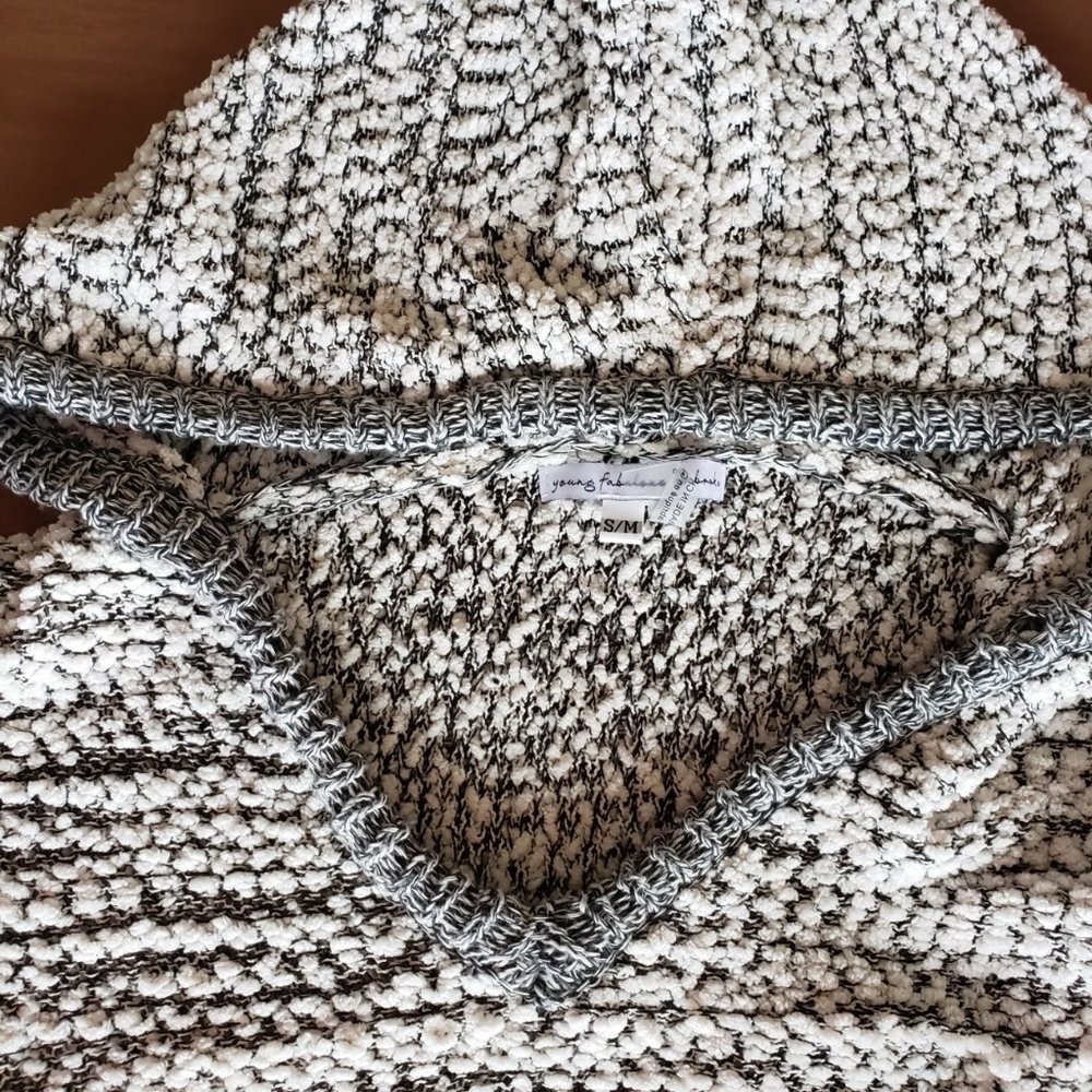 Young, Fabulous & Broke Hi Low Cozy Merle Hooded Sweater Oversized S/M - Picture 3 of 6